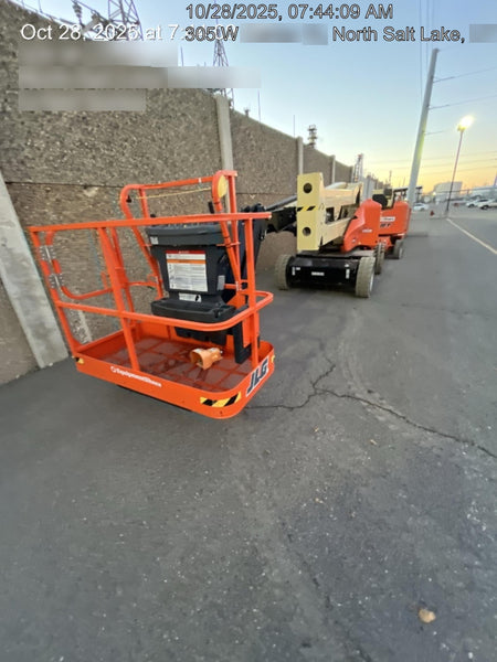 2024 JLG E450AJ