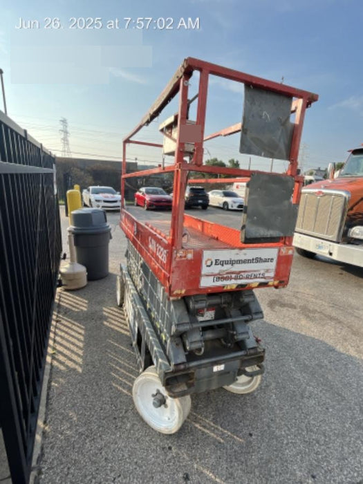 2015 Skyjack SJIII-3226 SkyJack 3226 26' Scissor Lift