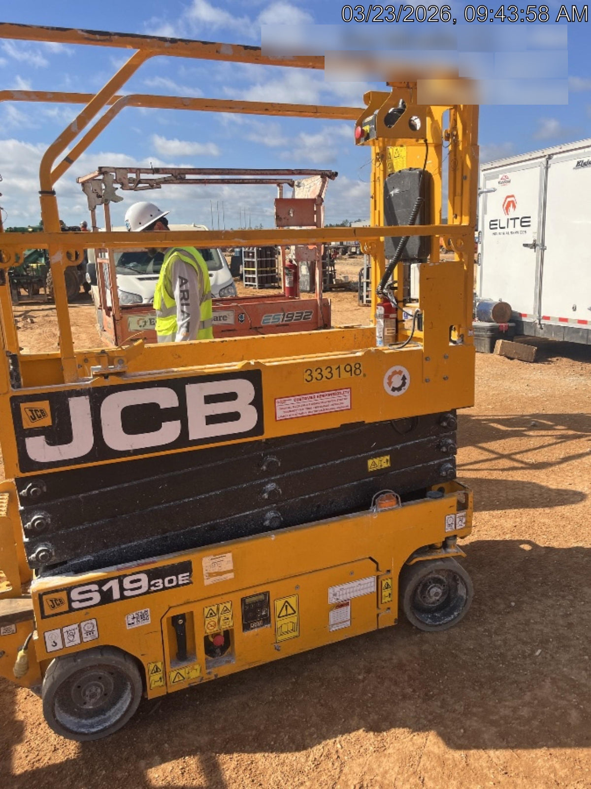 2023 JCB S1930E