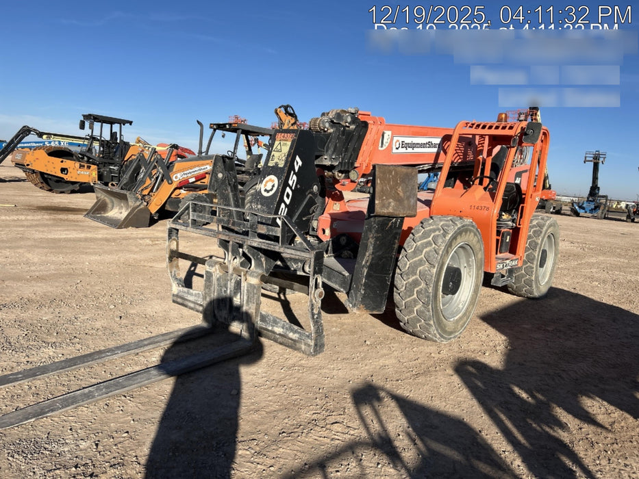 2020 Skytrak 12054 74Hp, Canopy, FF Tires, Work Lights, Beacon, Aux Hydraulics, Back up Alarm, Lifting Eye, ES Decals