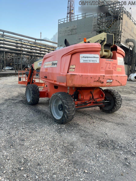 2019 JLG 660SJ