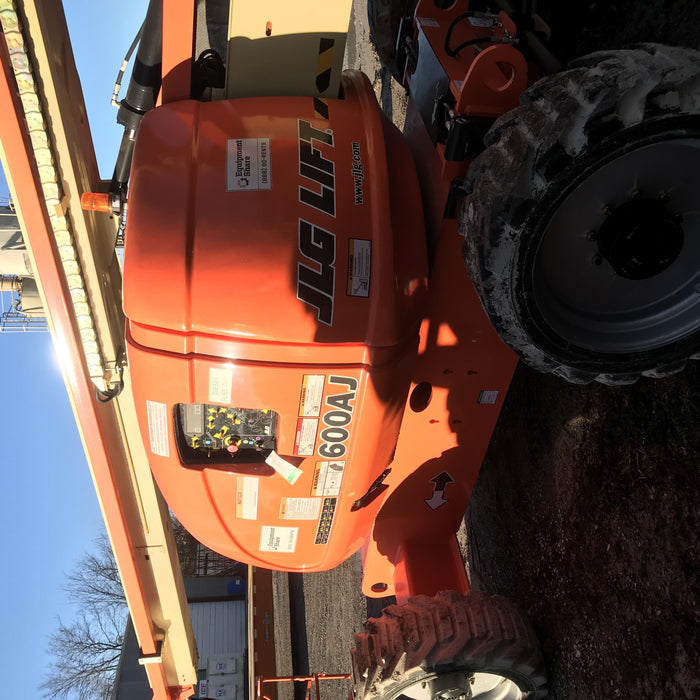 2019 JLG 600AJ