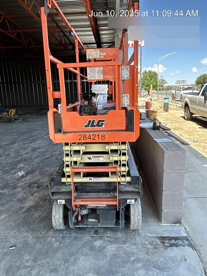 2022 JLG ES1932