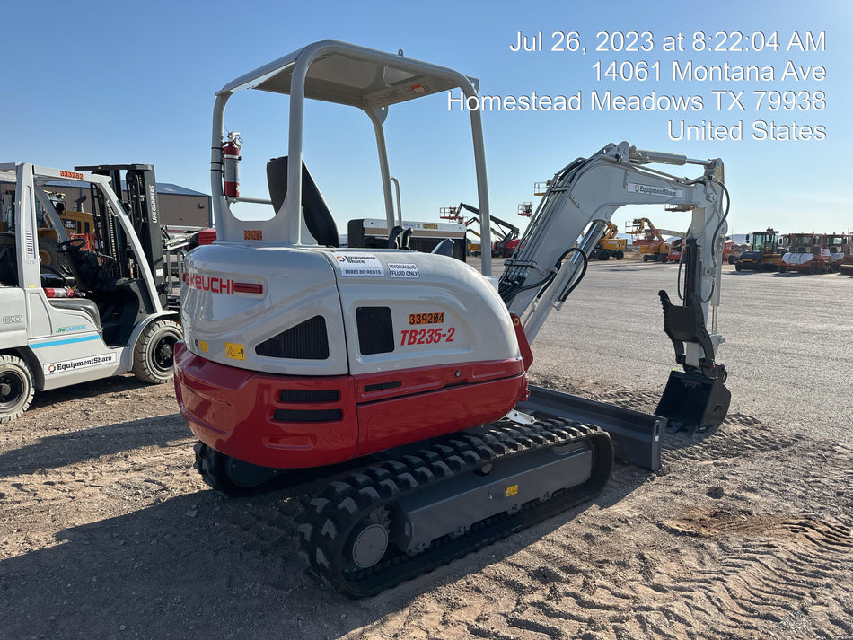 2023 TAKEUCHI TB235-2R