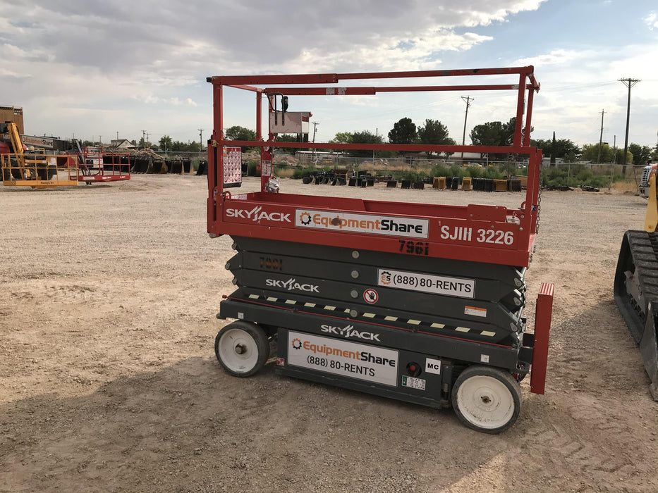 2018 SKYJACK SJIII-3226