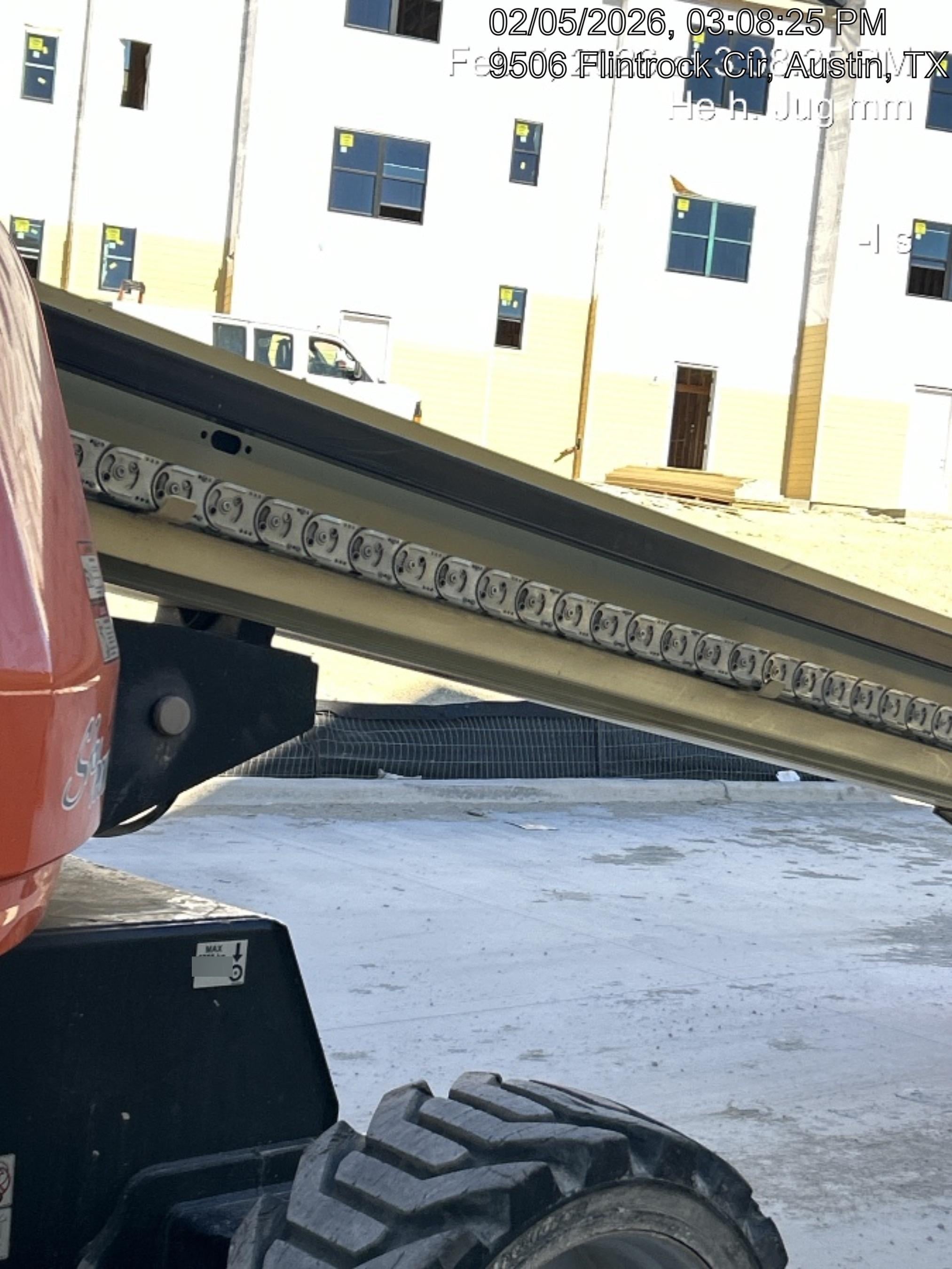 2023 JLG 600S