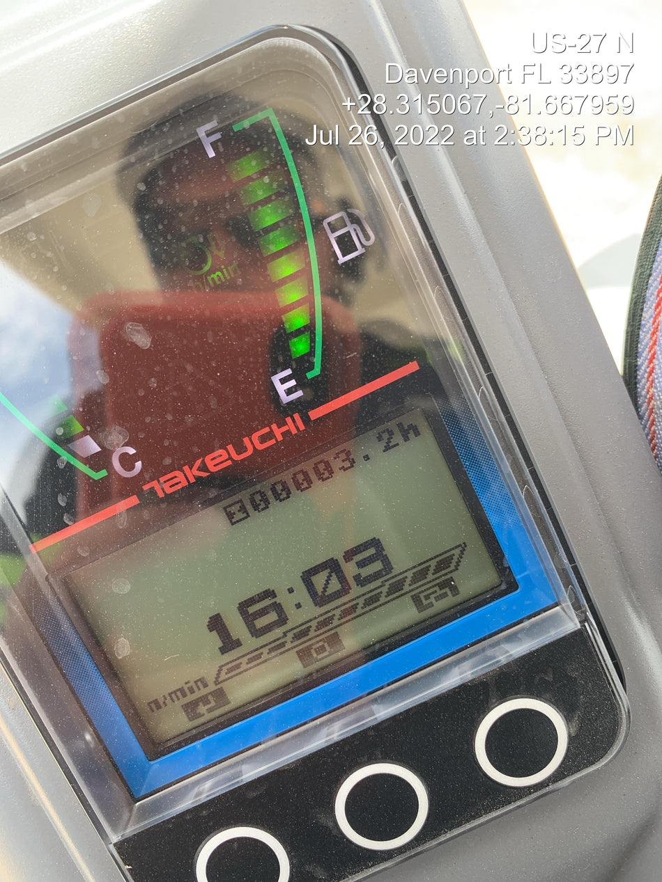 2022 TAKEUCHI TB235-2R