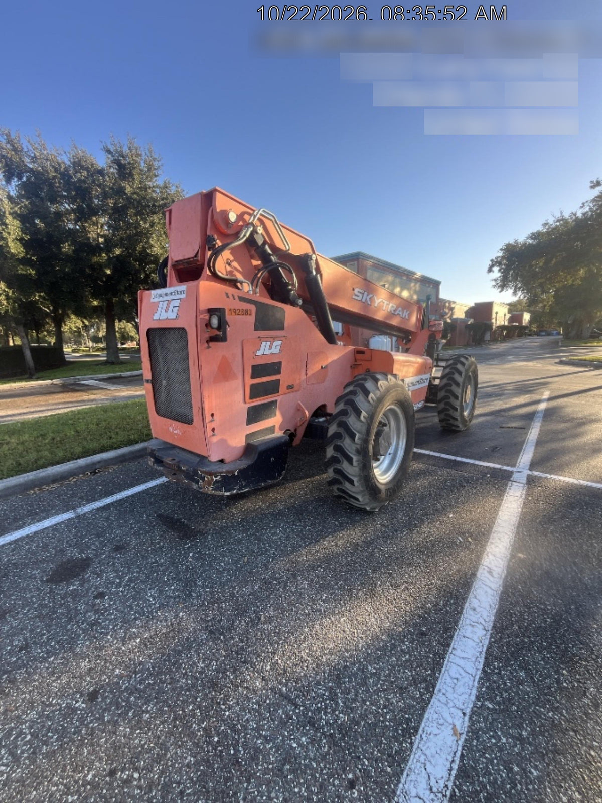 2017 Skytrak 6042 42' REACH, PALLET FORKS, 6k, FOAM FILLED TIRES