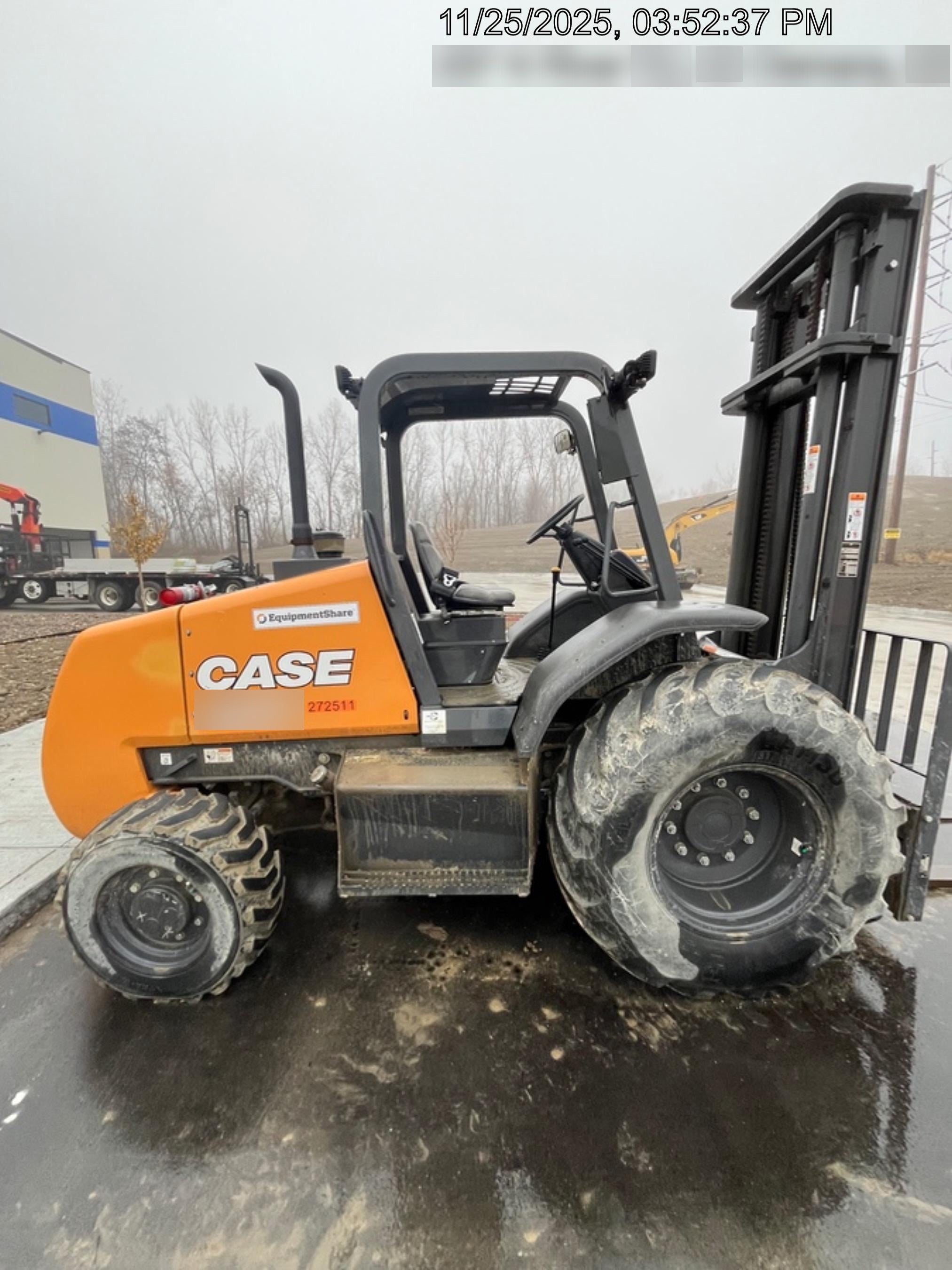 2023 CASE 588H