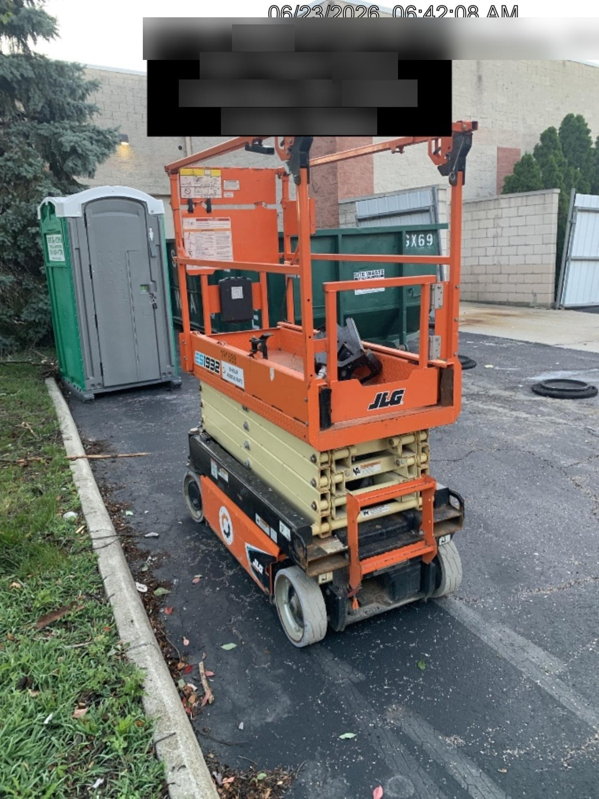 2021 JLG ES1932