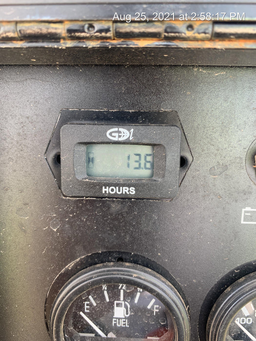 2021 Lincoln Electric Vantage 322 Vantage 322 Ready Pak 3 w/ Telematics & Decals, ORANGE (includes trailer, cable rack, fender light kit)