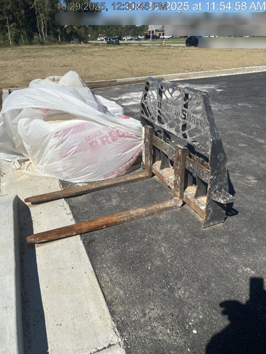 2022 PALADIN 48" Pallet Forks - Paladin