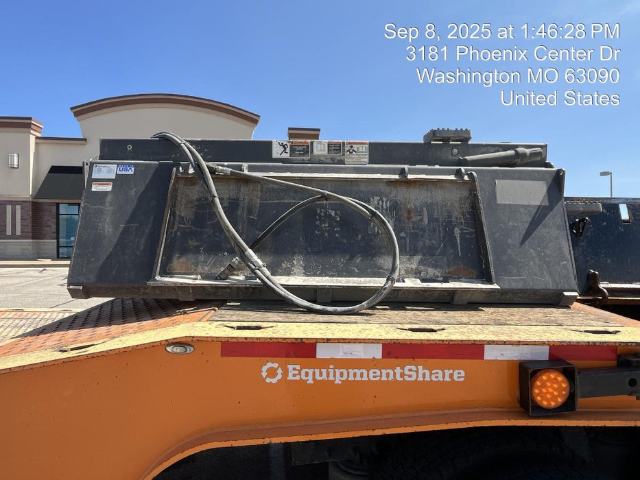 2021 PALADIN Sweepster SB72