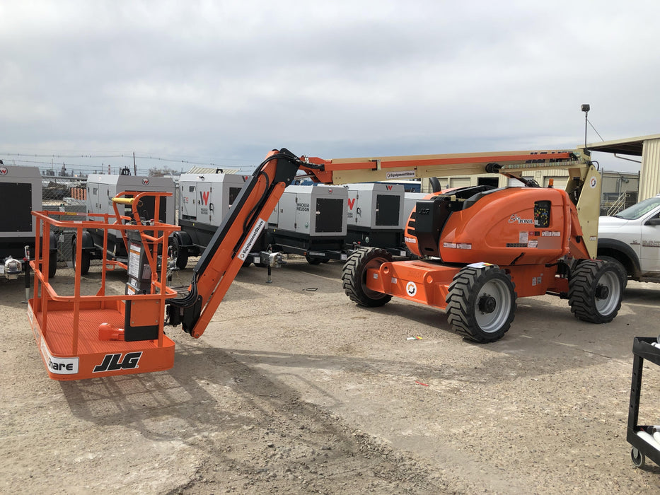2019 JLG 600AJ