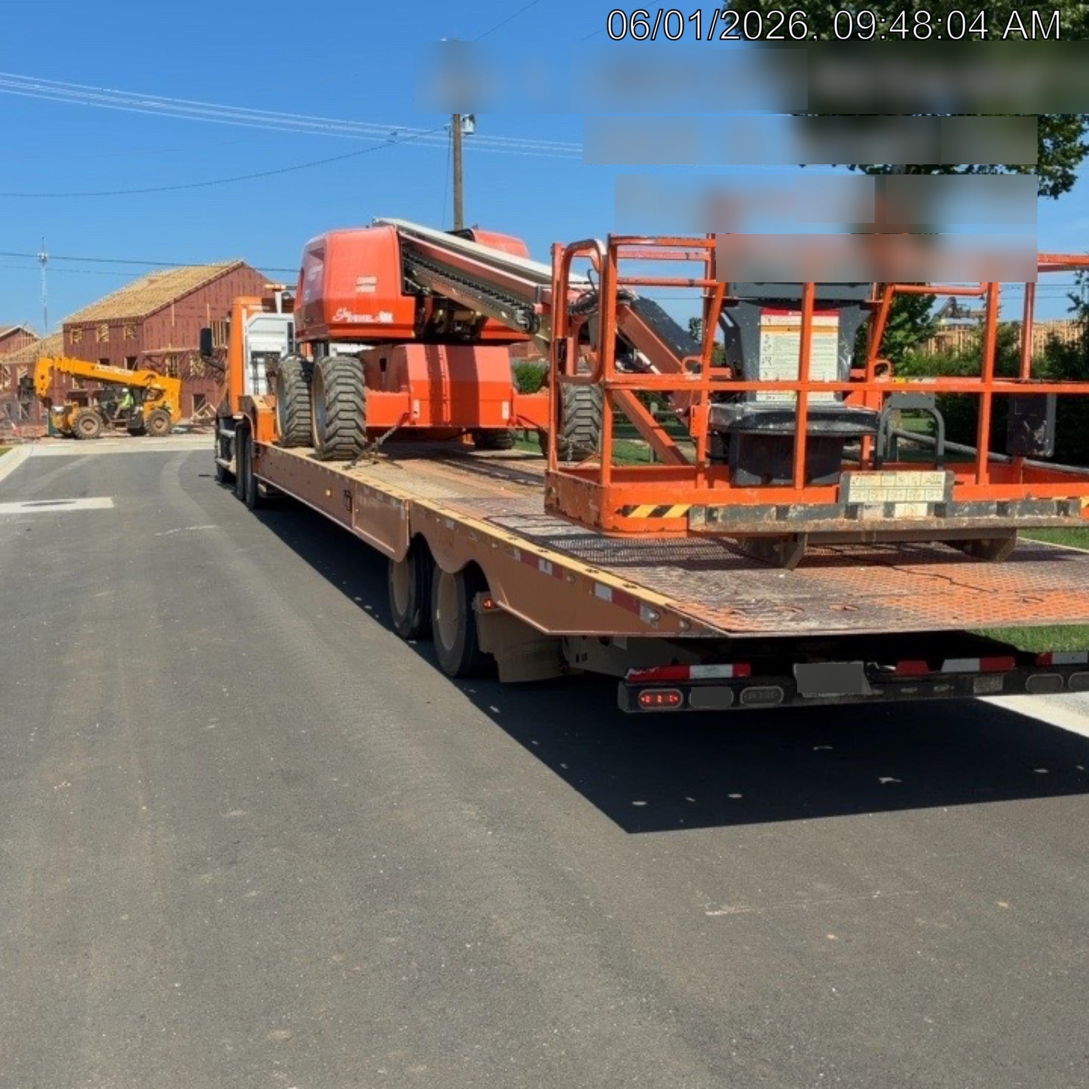 2022 JLG 660SJ