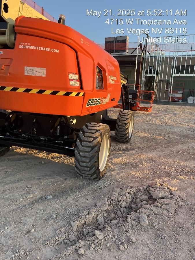 2025 JLG 660SJ