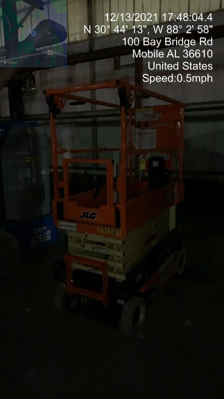 2021 JLG ES1932