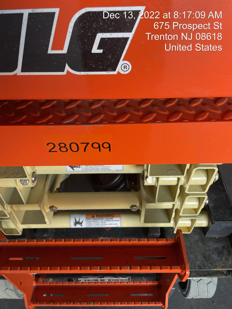 2022 JLG ES1932