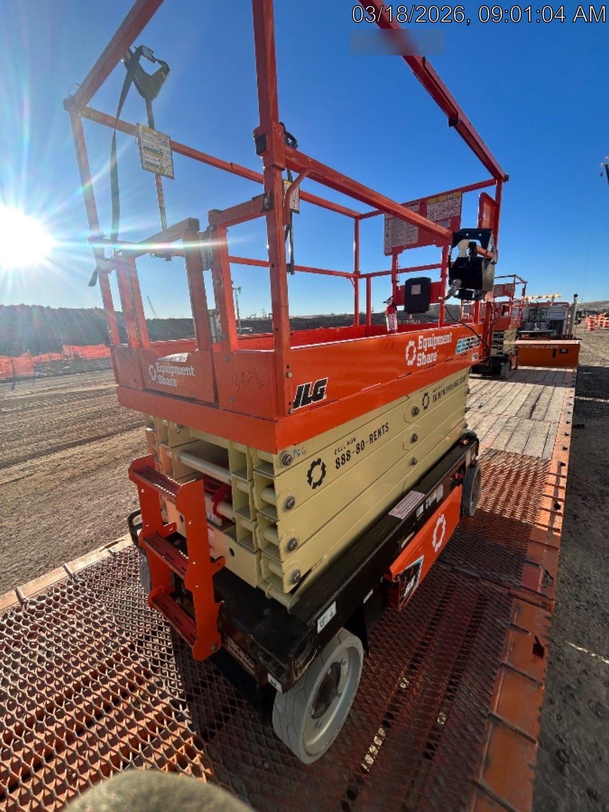 2022 JLG ES3246