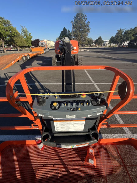 2025 JLG 660SJ