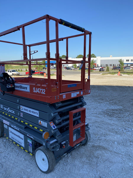 2022 JLG ES2632