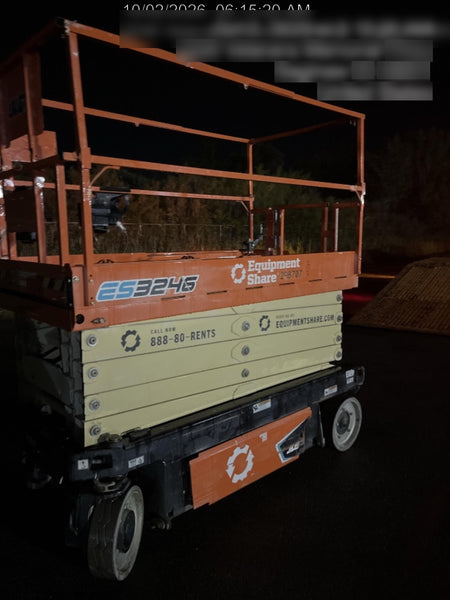2023 JLG ES3246