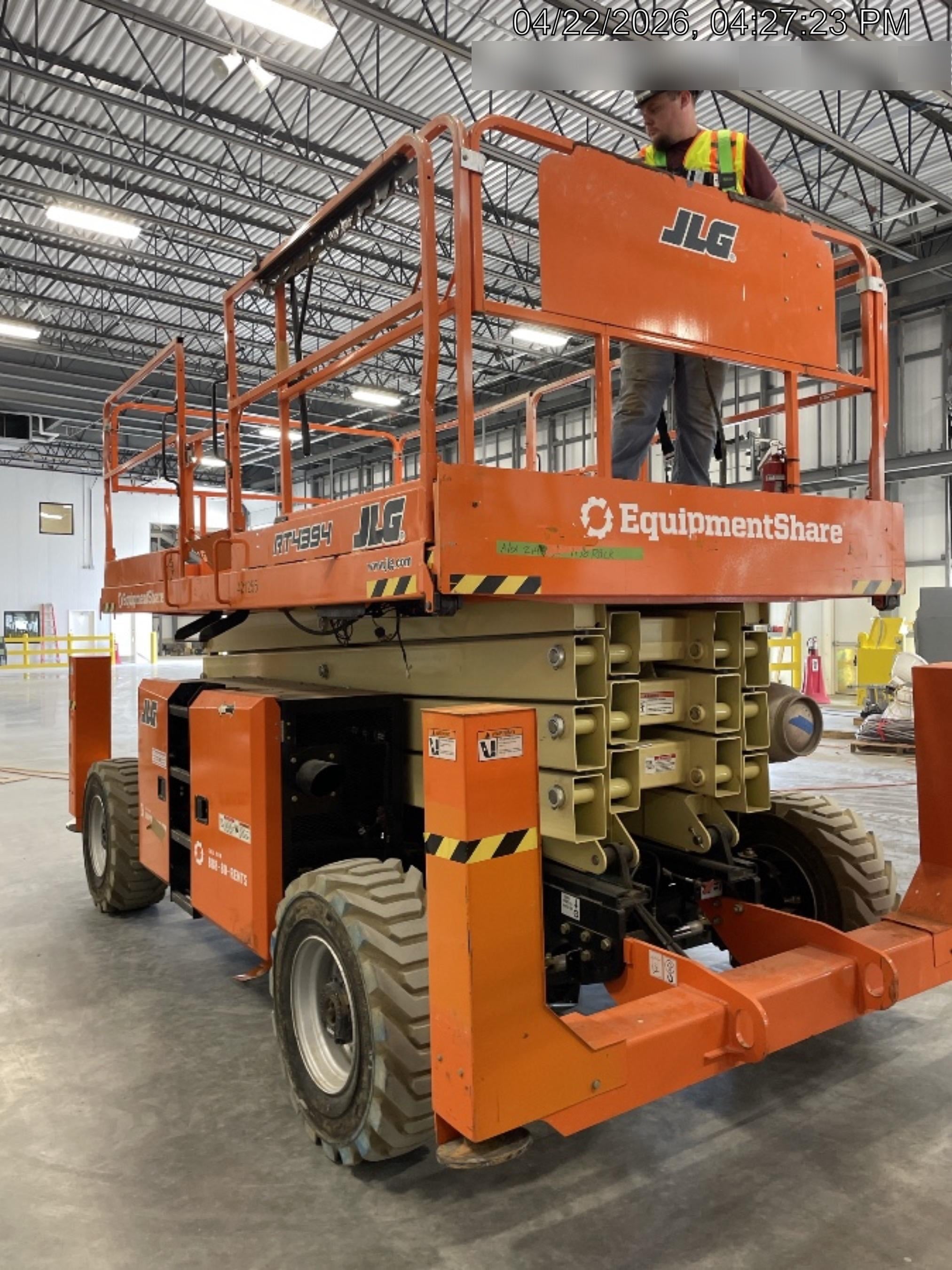2024 JLG RT4394