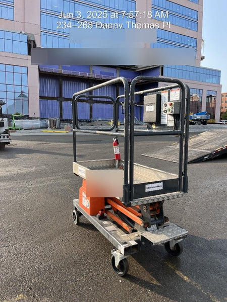 2023 JLG 1030P