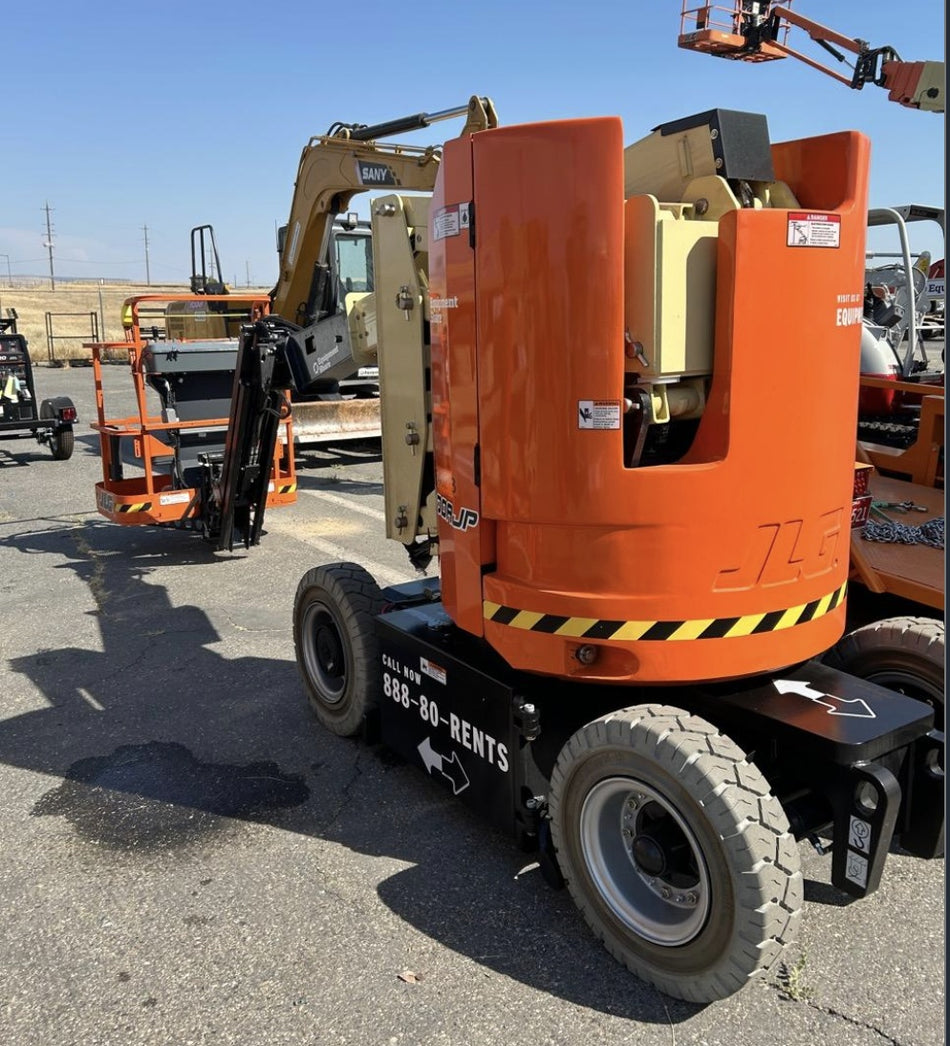 2025 JLG E300AJP