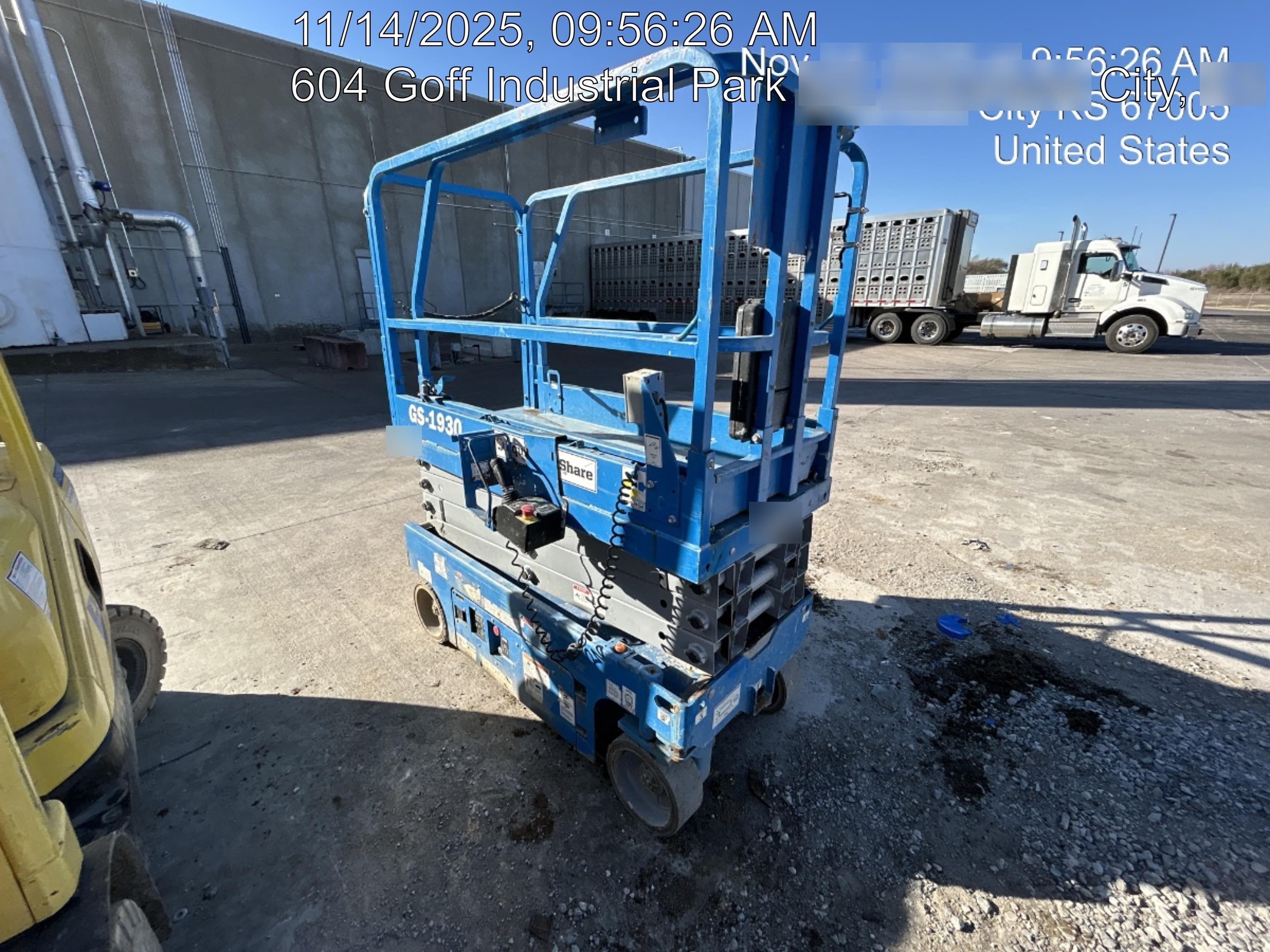 2020 Genie GS-1930 Fixed rails with chain entry gate - Pre A92.20