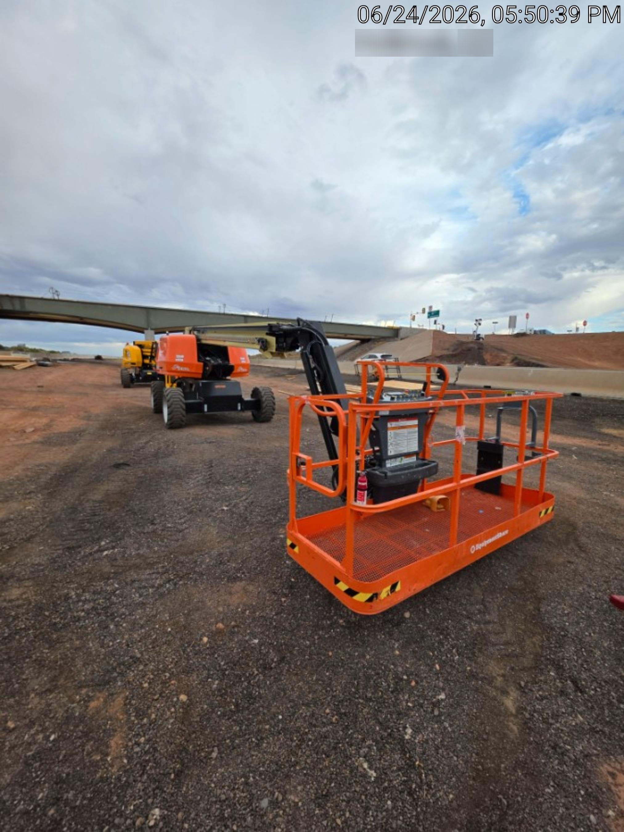2025 JLG 660SJ
