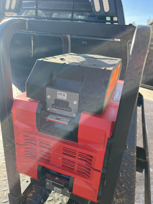 2022 MILWAUKEE MXF002-2XC