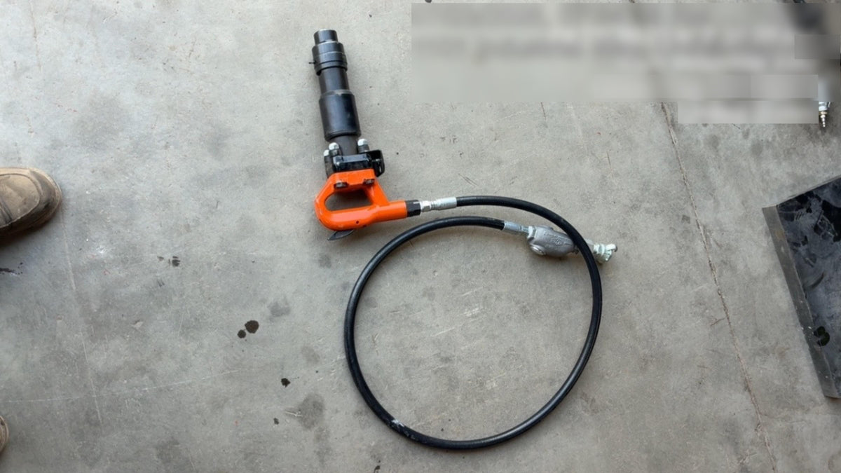 2026 MICHIGAN PNEUMATIC ES-CH3R-TRACKER