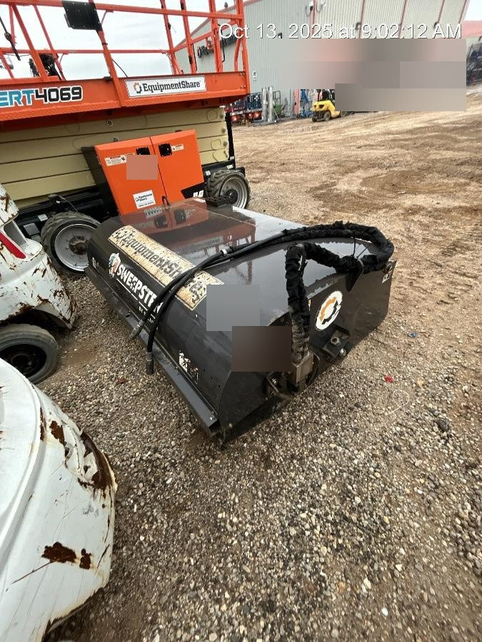 2019 PALADIN Sweepster SB72