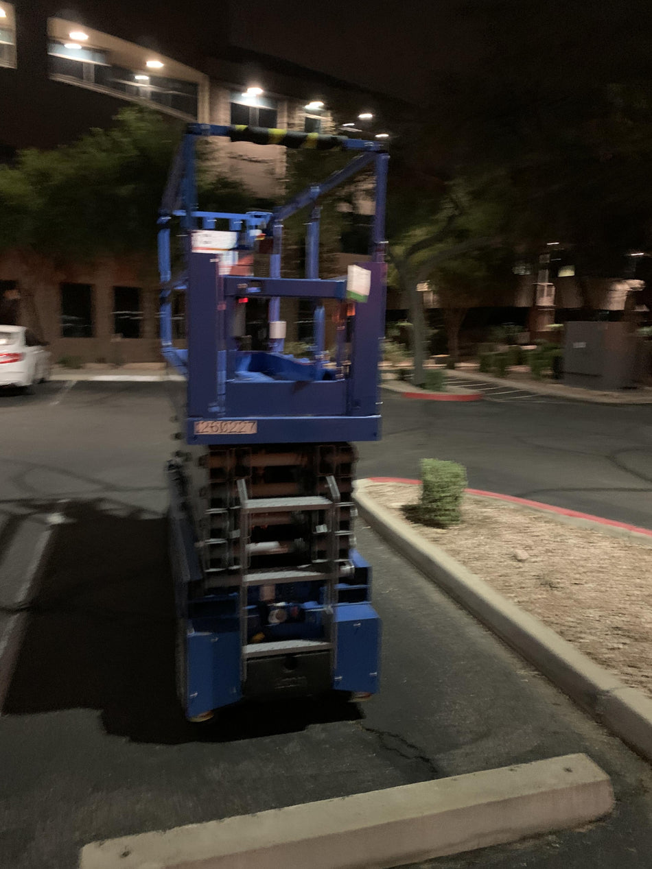 2022 GENIE GS-3232