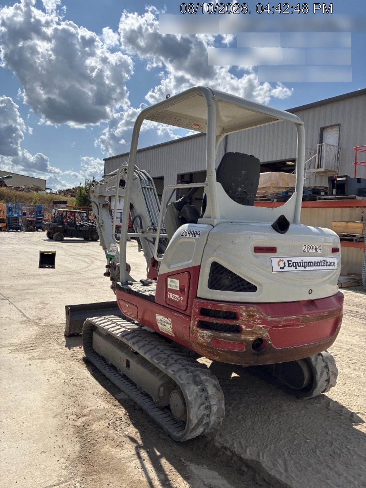 2022 TAKEUCHI TB235-2R