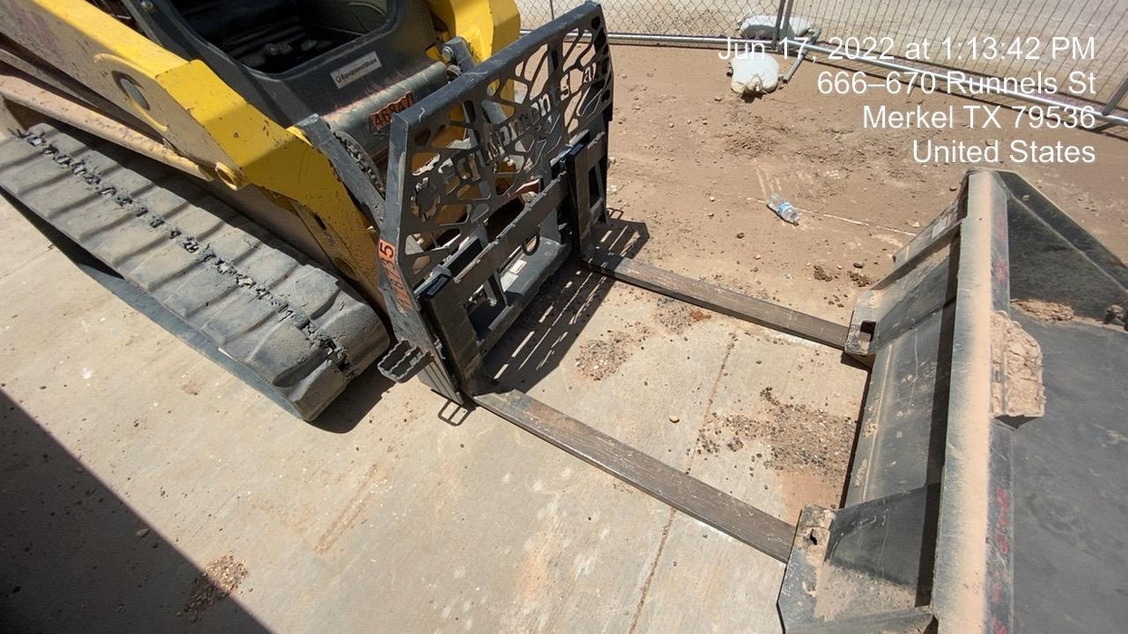 2021 PALADIN 48" Pallet Forks - Paladin