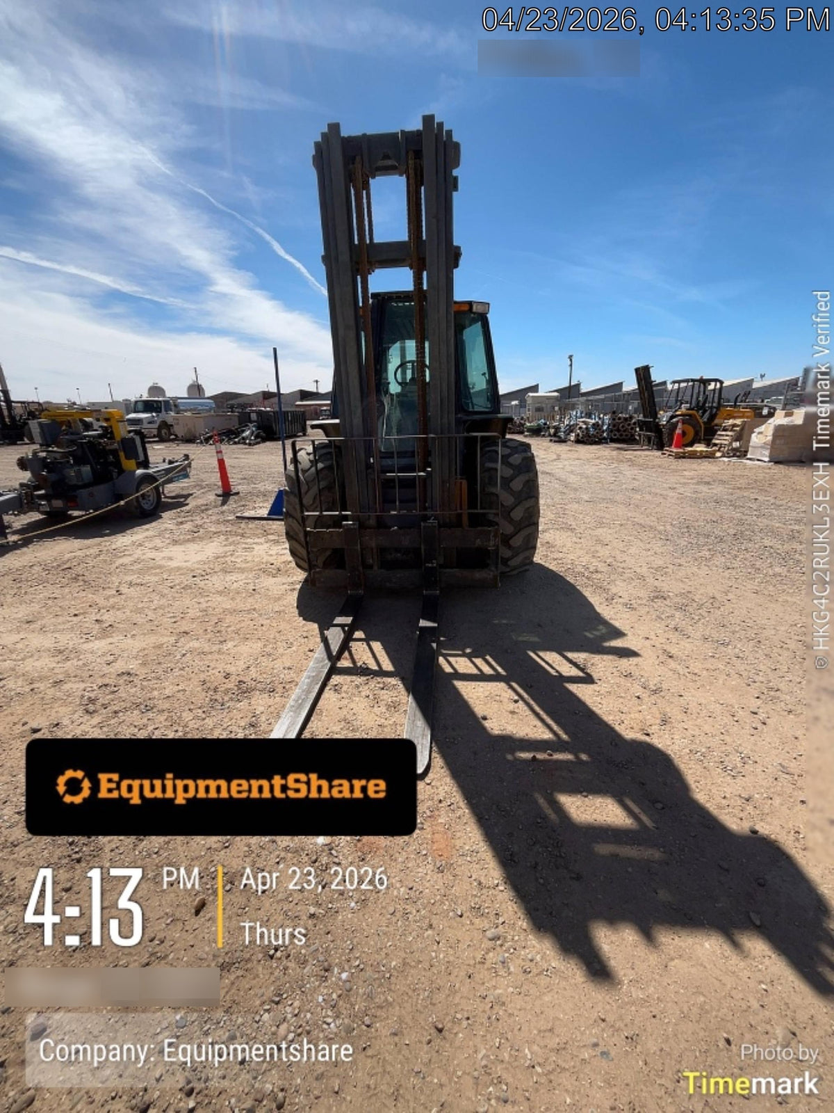 2021 CASE 588H