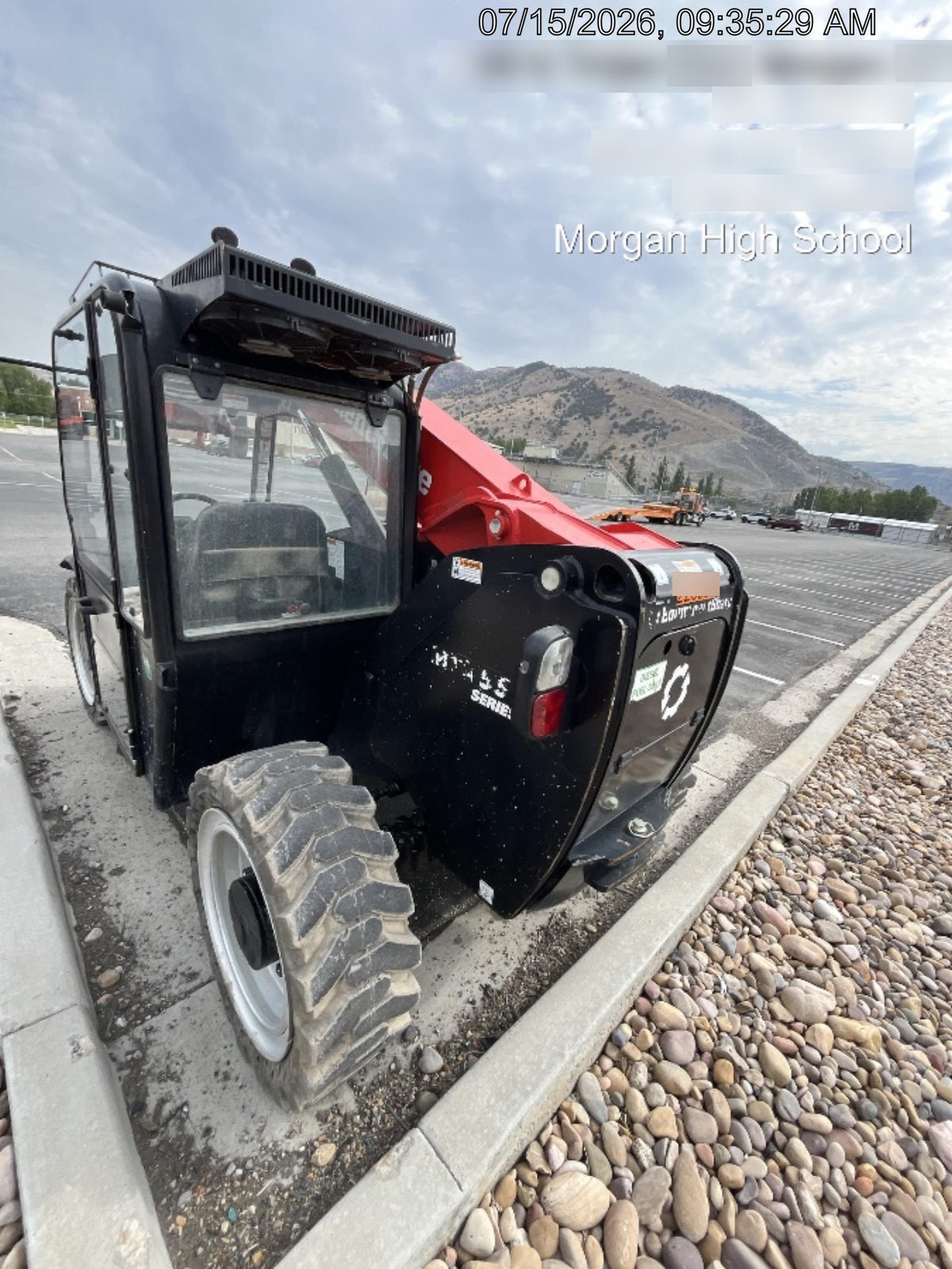 2022 MANITOU MTA5519