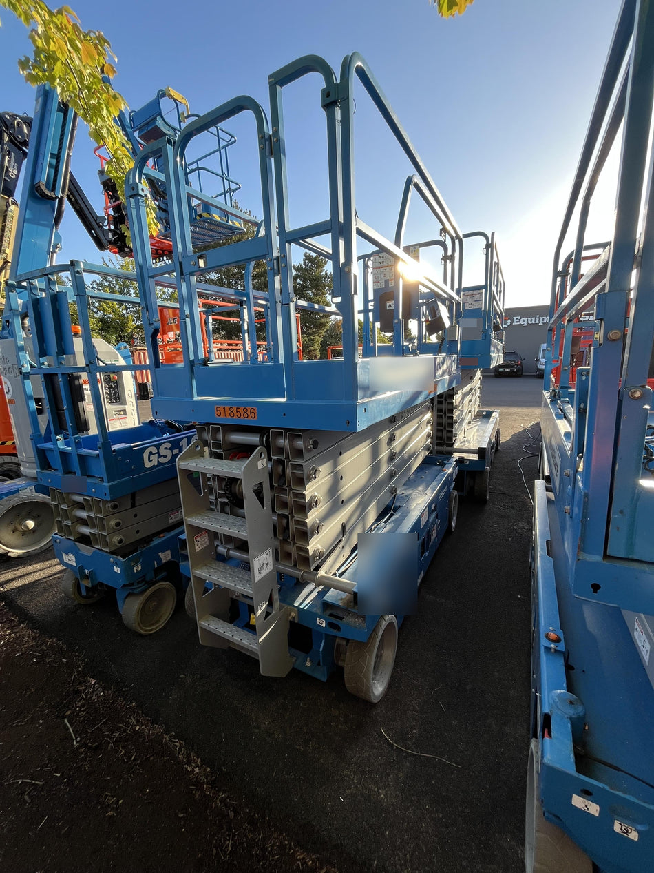 2025 GENIE GS-4046 E Drive