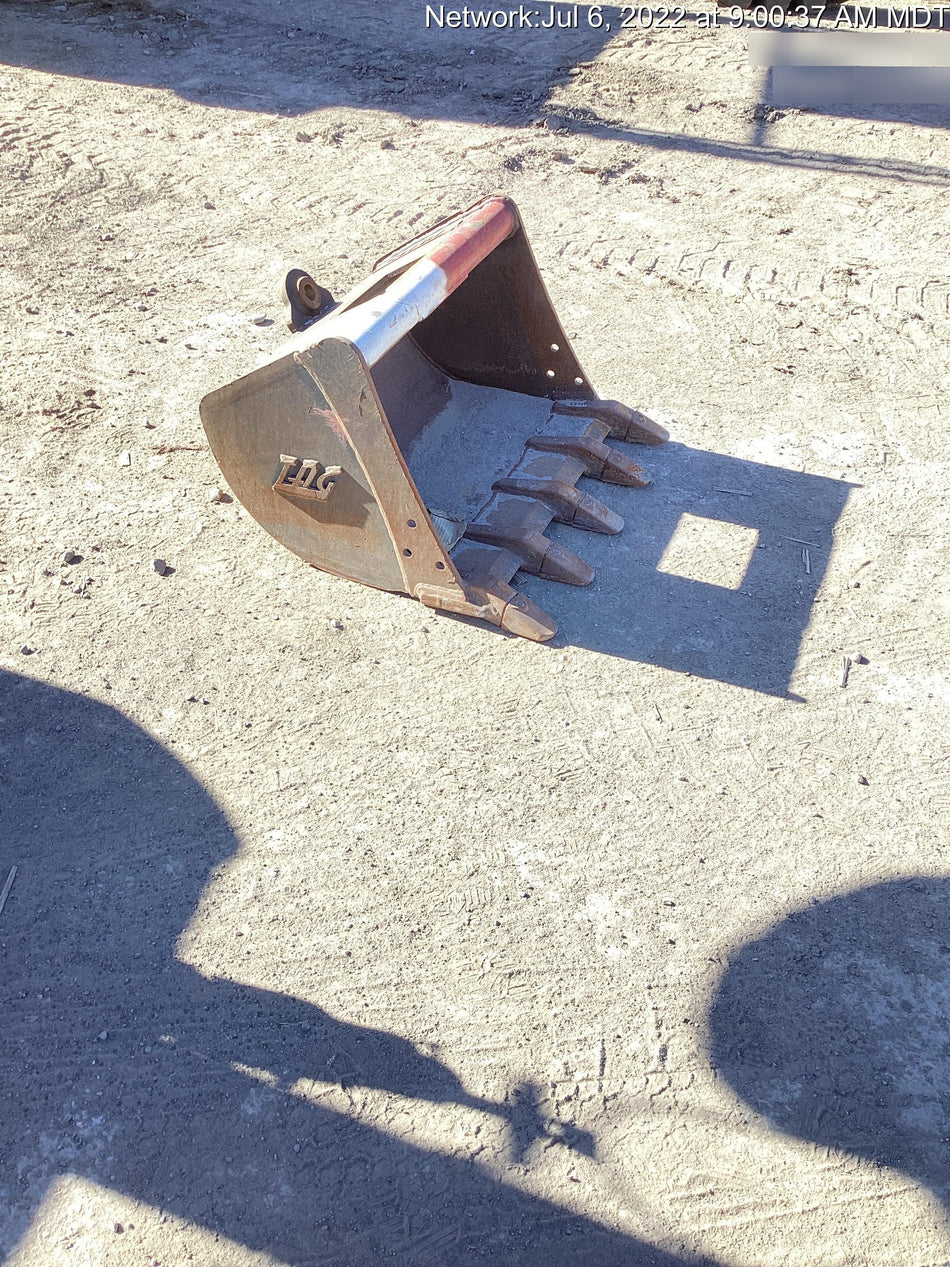 2020 TAG MANUFACTURING 30" Bucket - Tag