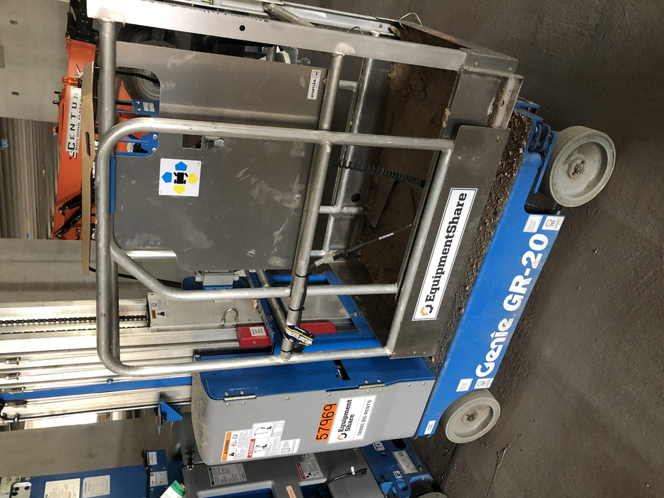 2019 GENIE GR-20