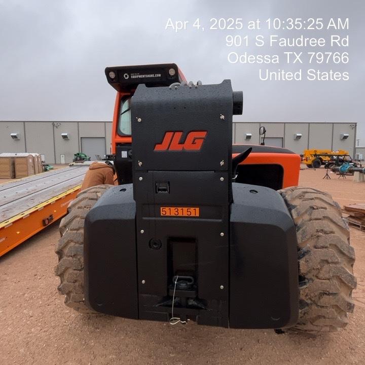 2025 JLG 1732