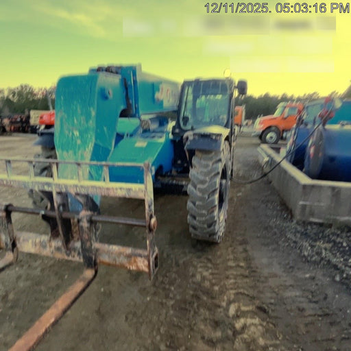 2020 Genie GTH-844 Cab/Heat/Air, Solid Tires, Work Lights, Beacon, Aux Hydraulics, Back up Alarm, Lifting Eye