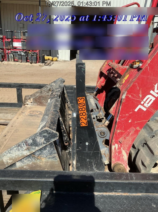 2022 ARROW MATERIAL HANDLING 72" Pallet Forks - Arrow