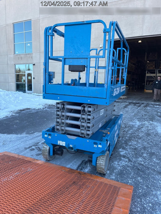 2020 Genie GS-3246 Standard, Folding full height swing gate