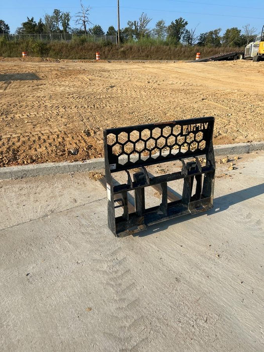 2024 VIRNIG 48" Pallet Forks - Virnig