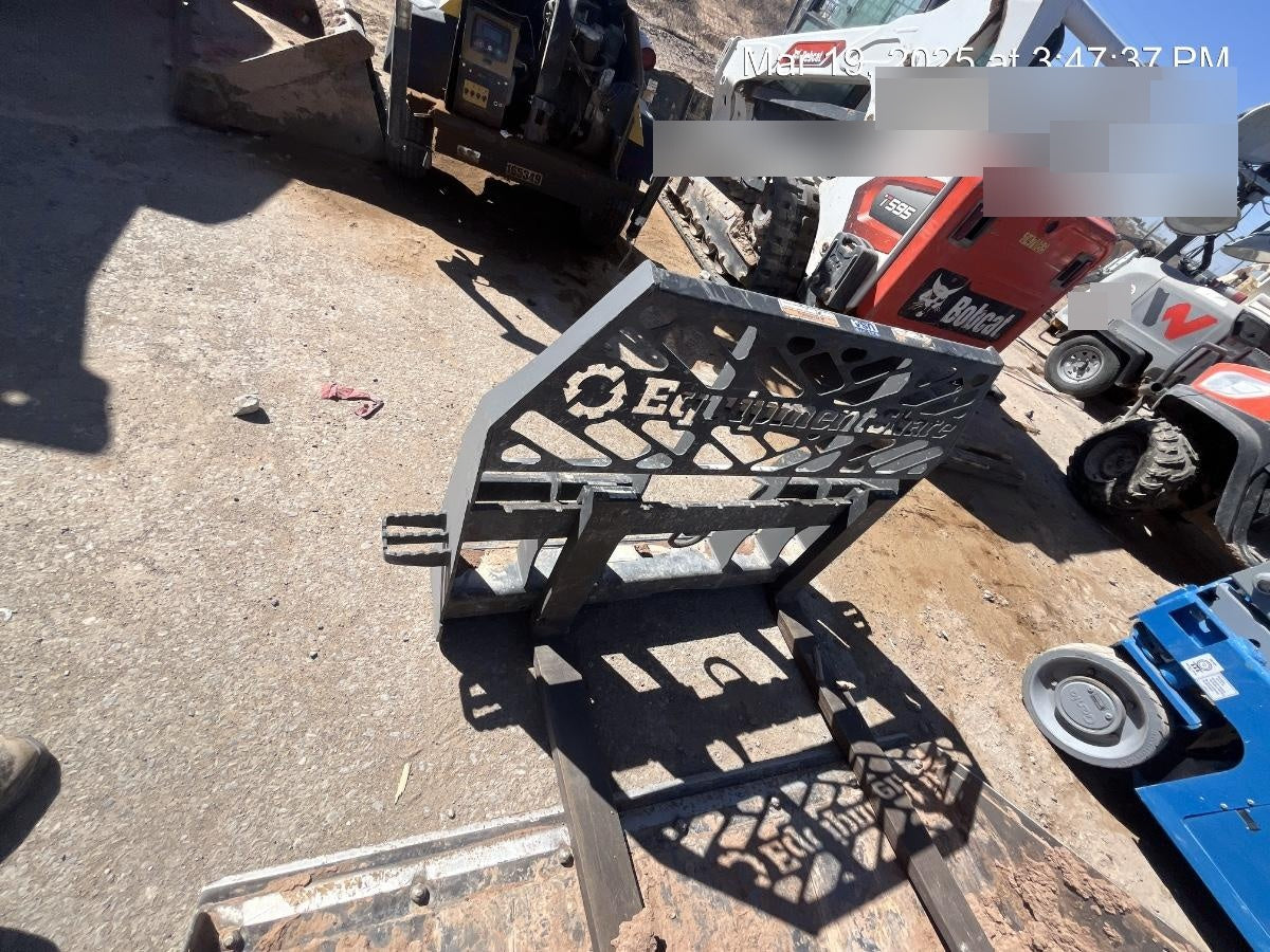 2021 PALADIN 48" Pallet Forks - Paladin