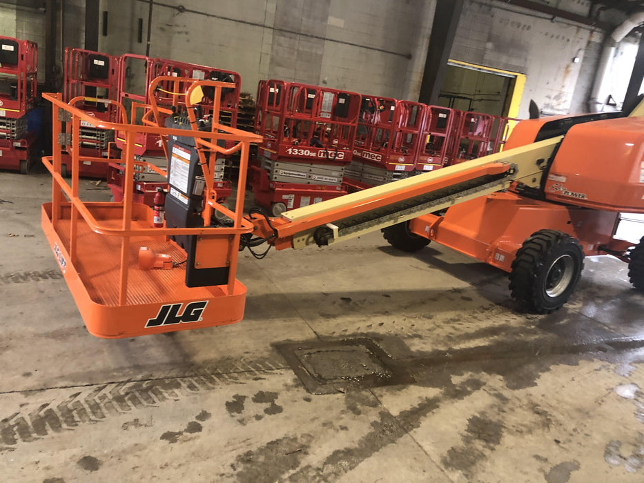 2019 JLG 400S