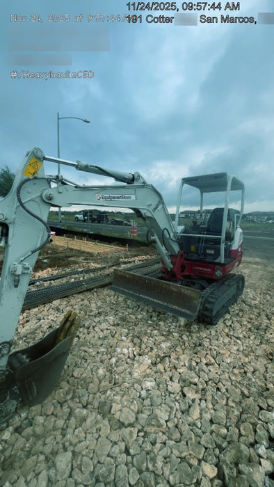 2021 TAKEUCHI TB235-2R